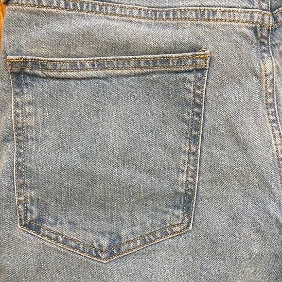 Gap Jeans High-Rise Wide Leg Cropped Fringed Hem Light Med. Wash, size 12/31 - Picture 5 of 12